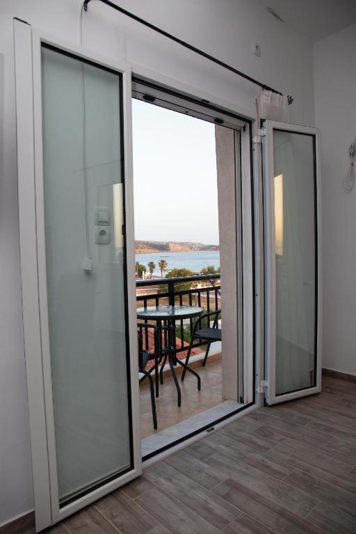 Sea View House Matina Appartement Neápolis Buitenkant foto